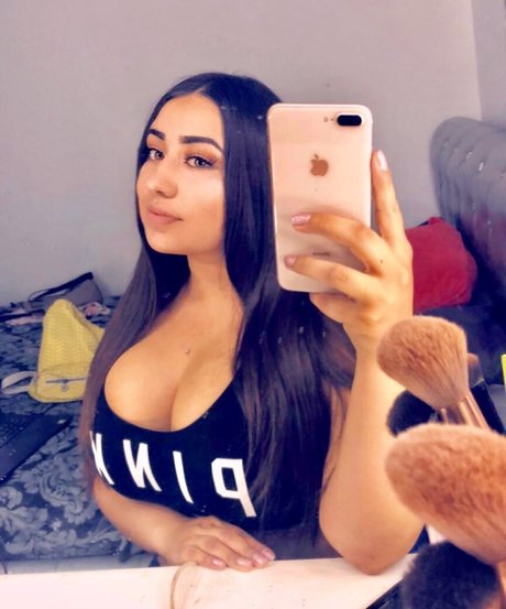 Jazmin Gurrola photo 416