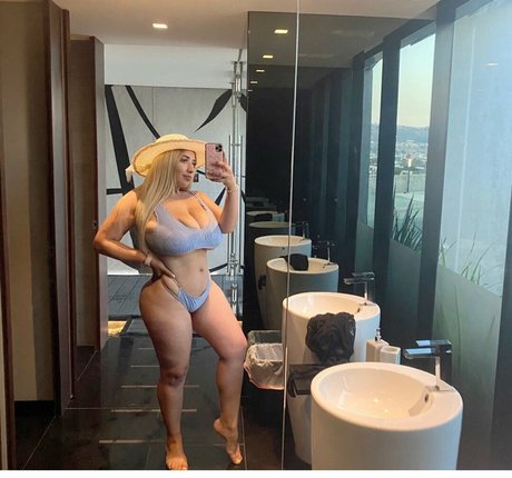 Jazmin Gurrola photo 423