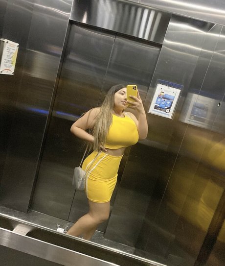 Jazmin Gurrola photo 425