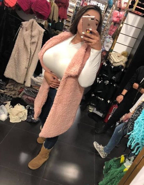 Jazmin Gurrola photo 446