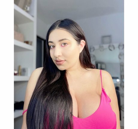 Jazmin Gurrola photo 469