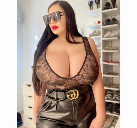 Jazmin Gurrola photo 475