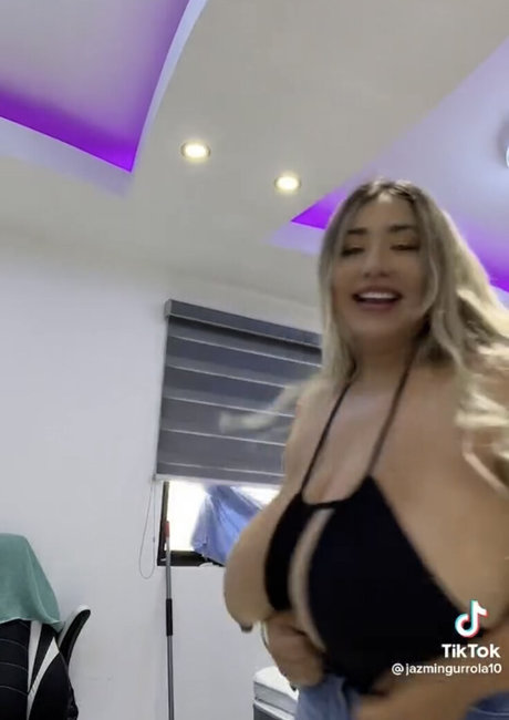 Jazmin Gurrola photo 484