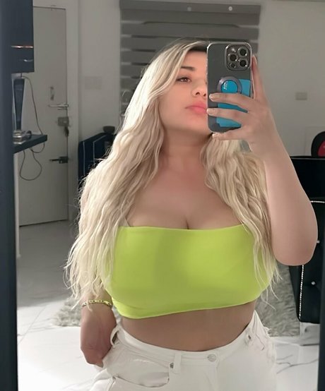 Jazmin Gurrola photo 553