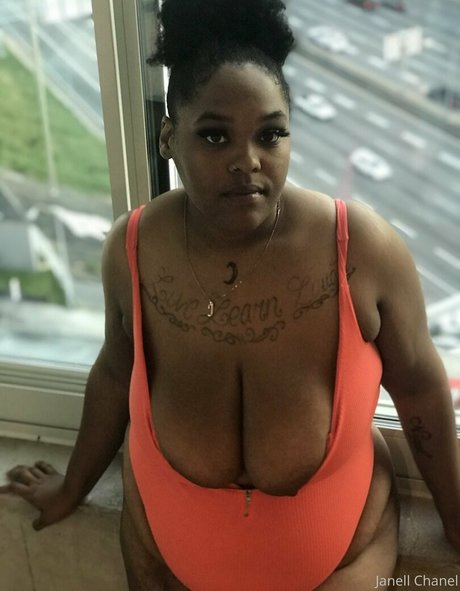 Jchanel12 photo 19