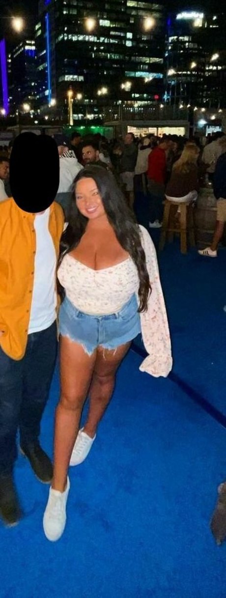 Jenn M photo 196