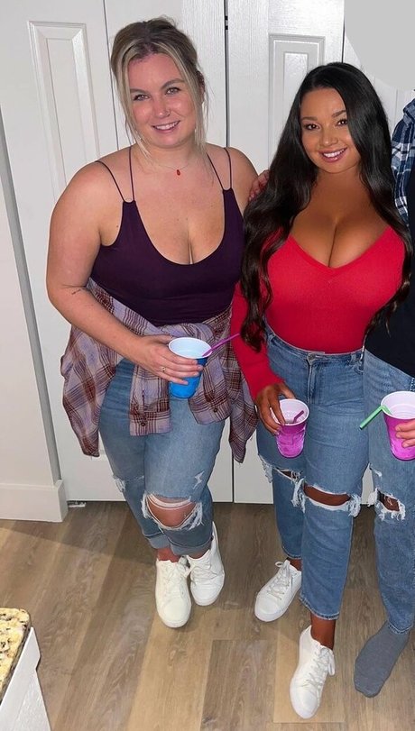 Jenn M photo 199