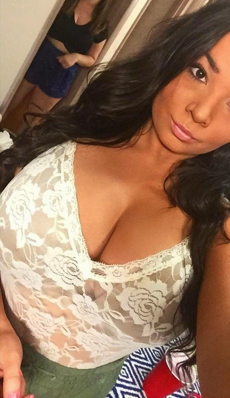Jenn M photo 244