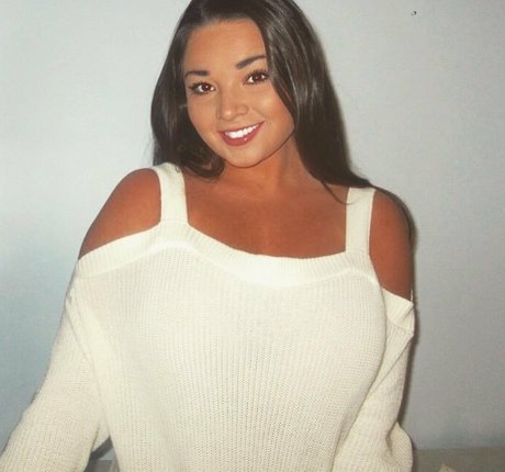 Jenn M photo 443