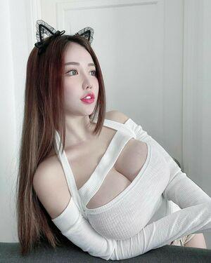 Jenna Chew photo 307