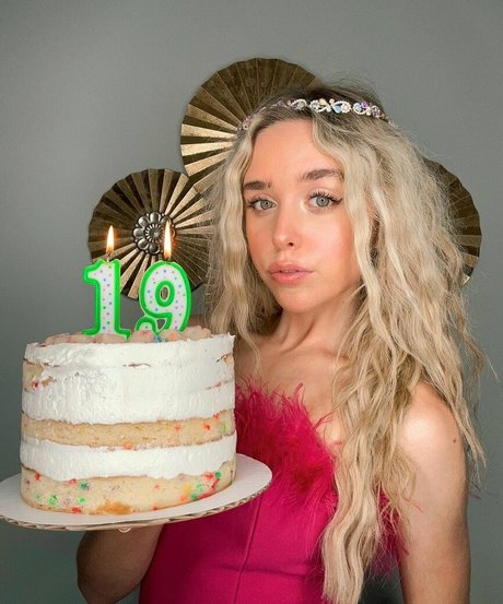 Jenna Davis photo 14