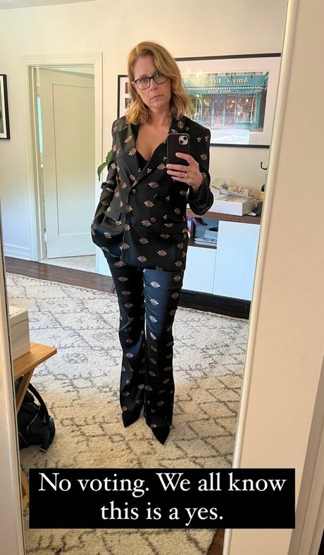 Jenna Fischer photo 15