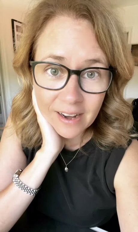 Jenna Fischer photo 21