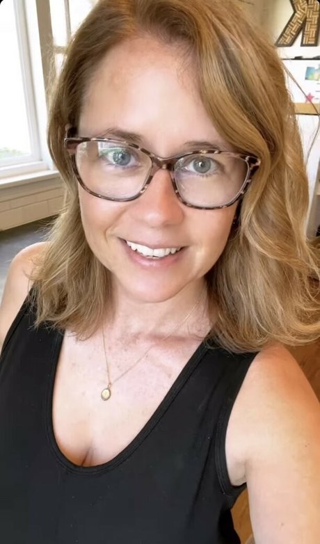 Jenna Fischer photo 55