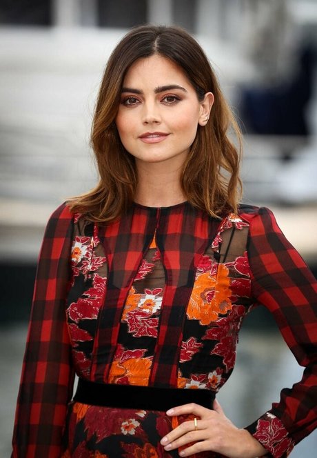 Jenna Louise Coleman photo 60