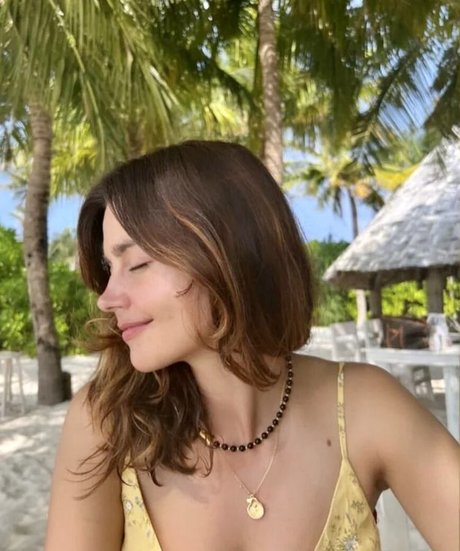 Jenna Louise Coleman photo 66
