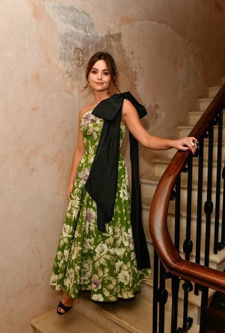 Jenna Louise Coleman photo 75