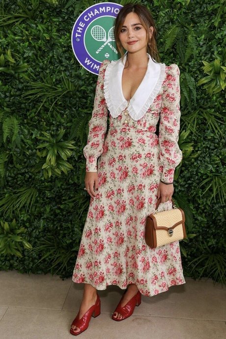 Jenna Louise Coleman photo 103
