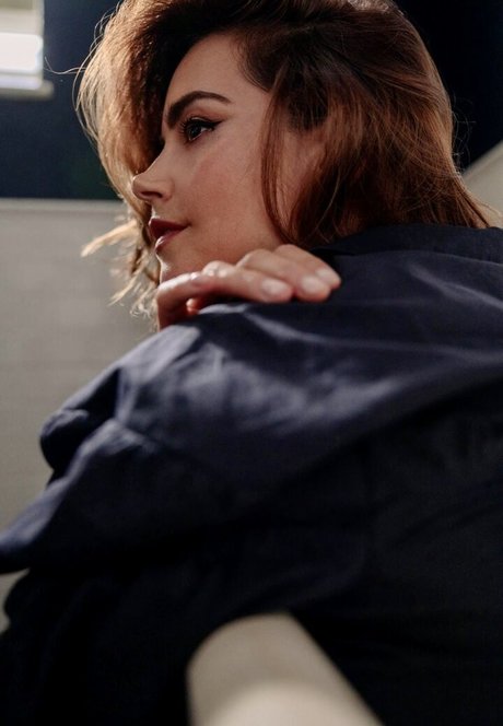 Jenna Louise Coleman photo 116