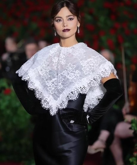Jenna Louise Coleman photo 144