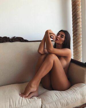 Jennifer Auada photo 8