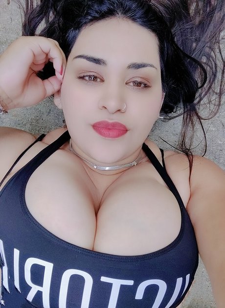 Profile photo of Jennifer Busty Latina