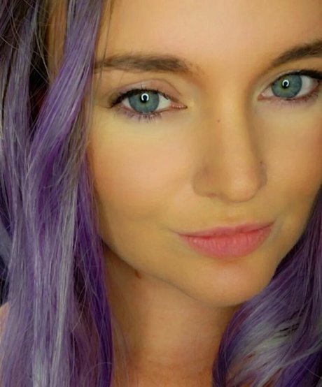 Jennifer Fox photo 80