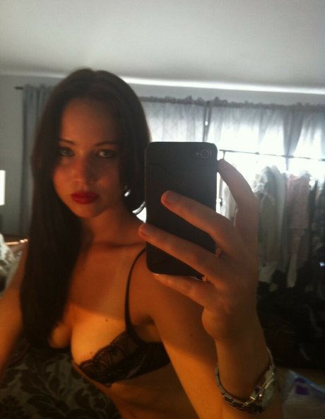 Jennifer Lawrence photo 112