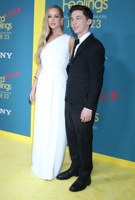 Jennifer Lawrence photo 558