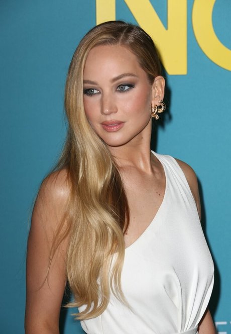 Jennifer Lawrence photo 590