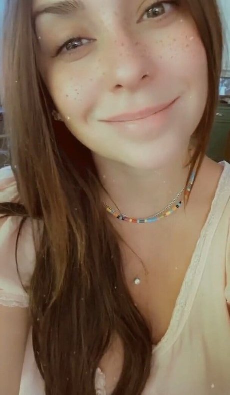 Jennifer Love Hewitt photo 151