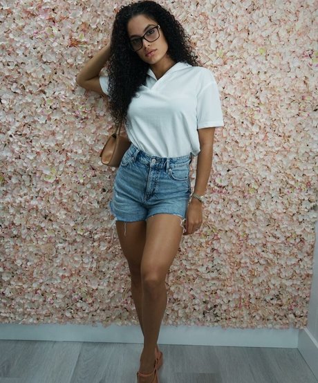 Jennifer Prado photo 78