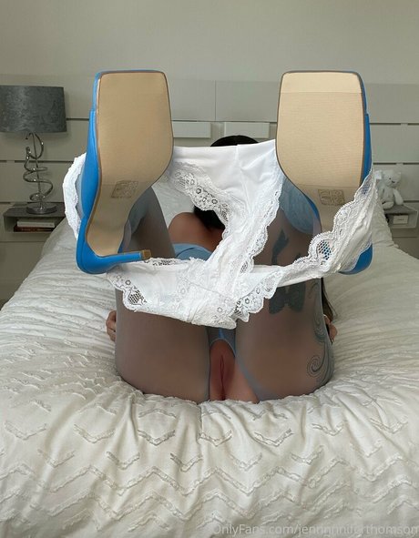 Jennnnniferthomson photo 696