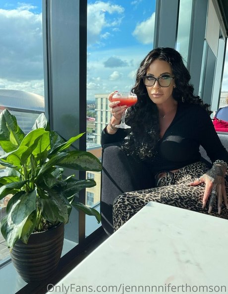 Jennnnniferthomson photo 1050