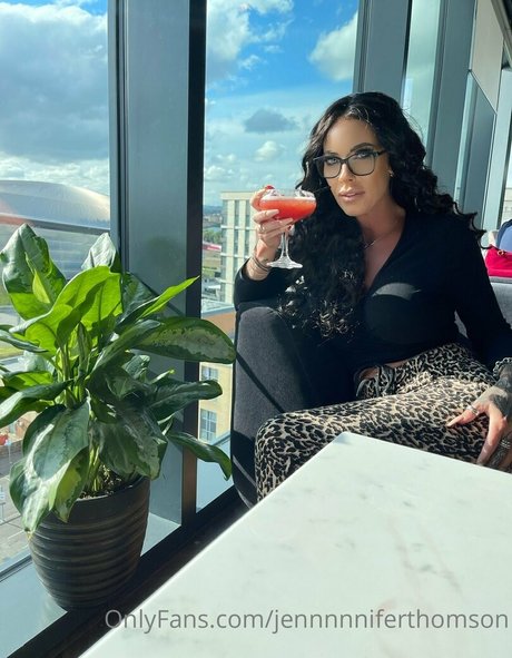 Jennnnniferthomson photo 1053