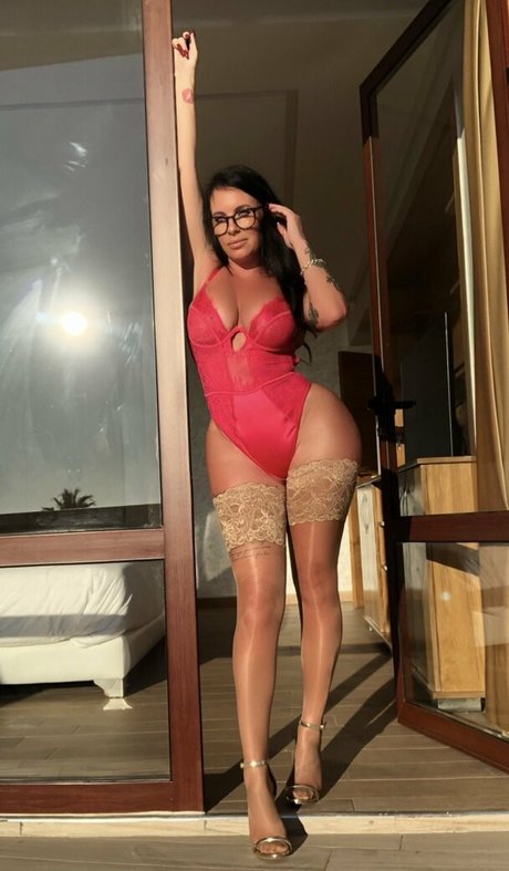 Jennnnniferthomson photo 1102