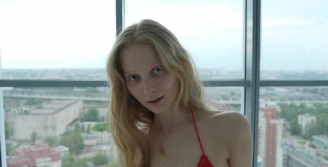 Jenny Ames photo 4