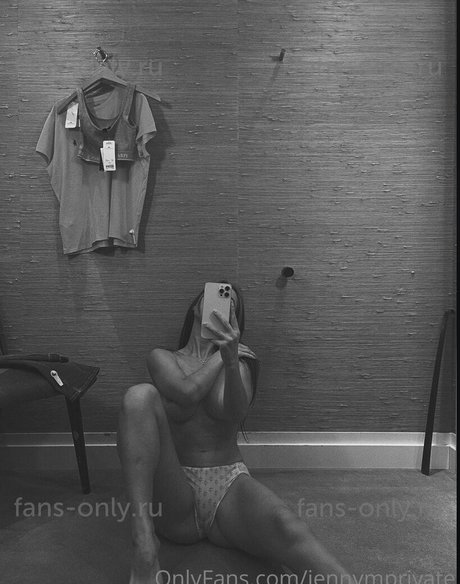 Jenny Hanna photo 8