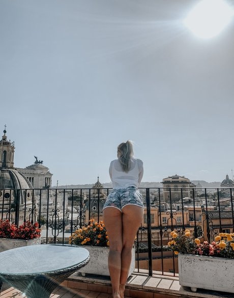 Jenny James photo 159