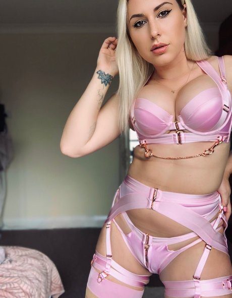 Jenny James photo 176