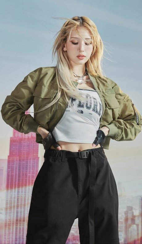 Jeon Somi photo 61