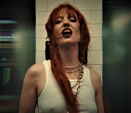 Jess Glynne photo 6