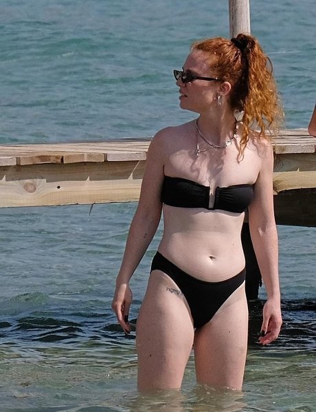 Jess Glynne photo 10