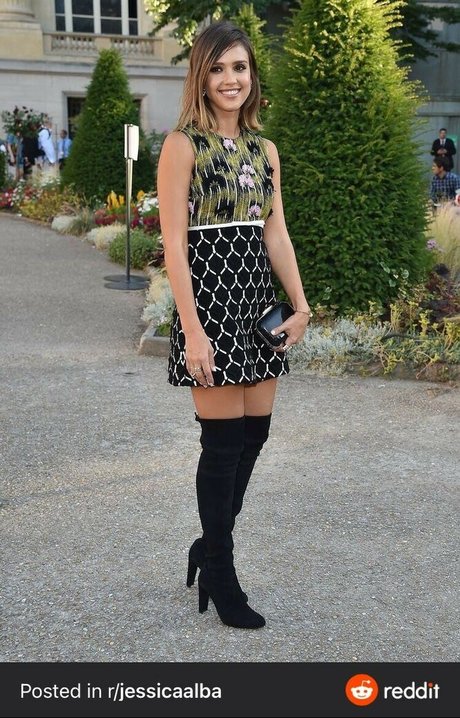 Jessica Alba photo 10