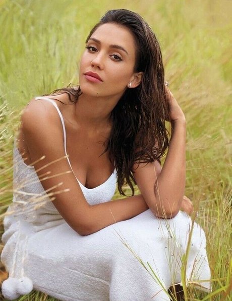 Jessica Alba photo 185