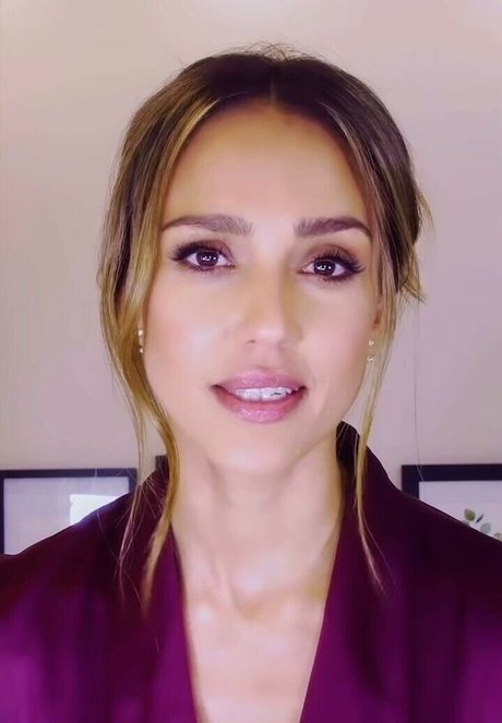 Jessica Alba photo 197