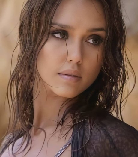 Jessica Alba photo 353