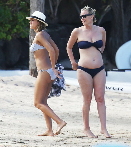 Jessica Alba photo 380