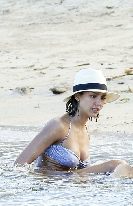 Jessica Alba photo 418