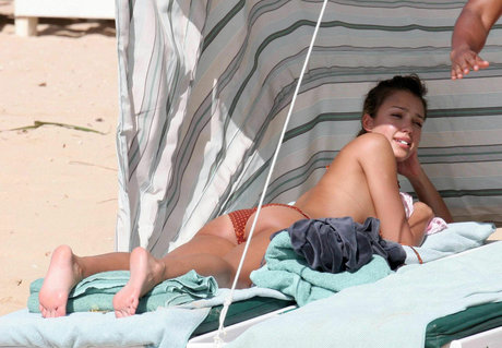 Jessica Alba photo 455